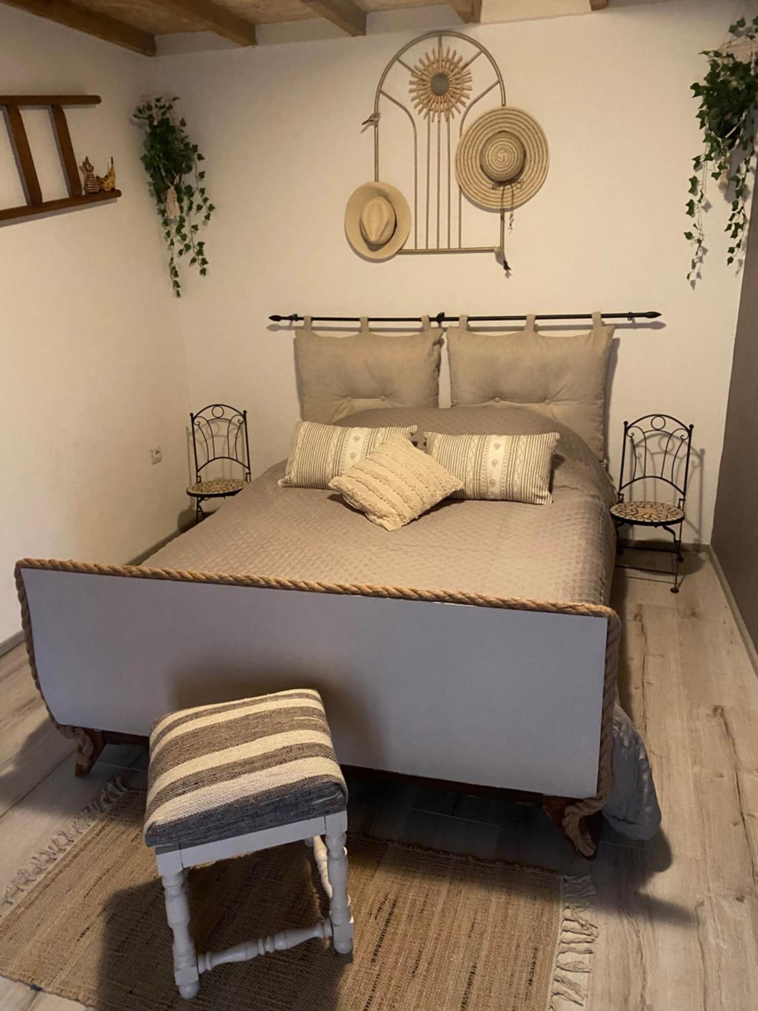 Maison De Village 5 Vacanciers Chez Nene Et Bibi ロックモール エクステリア 写真